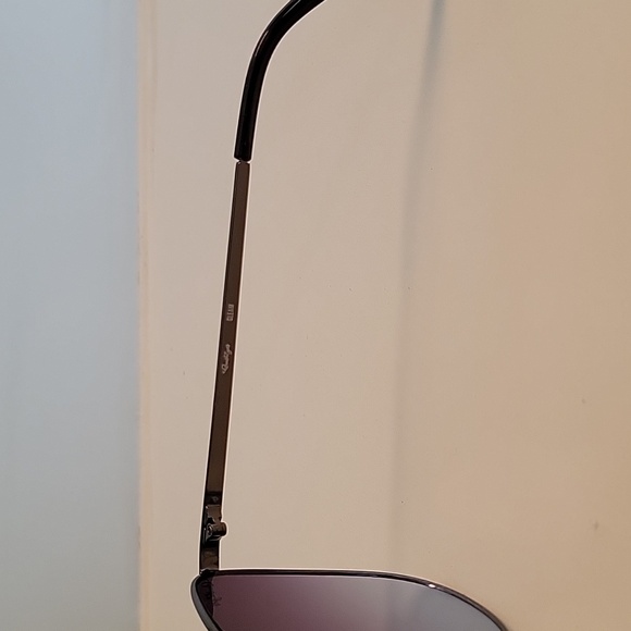 "Crush Eyes" sunglasses new and unworn. 10/ 10 - Picture 3 of 3